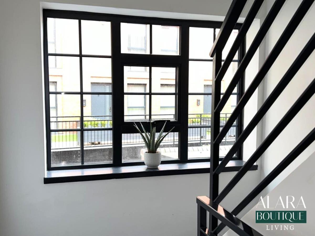 3 Floor Townhouse Luxury Living Alara Boutique Apartment Birmingham Exterior photo