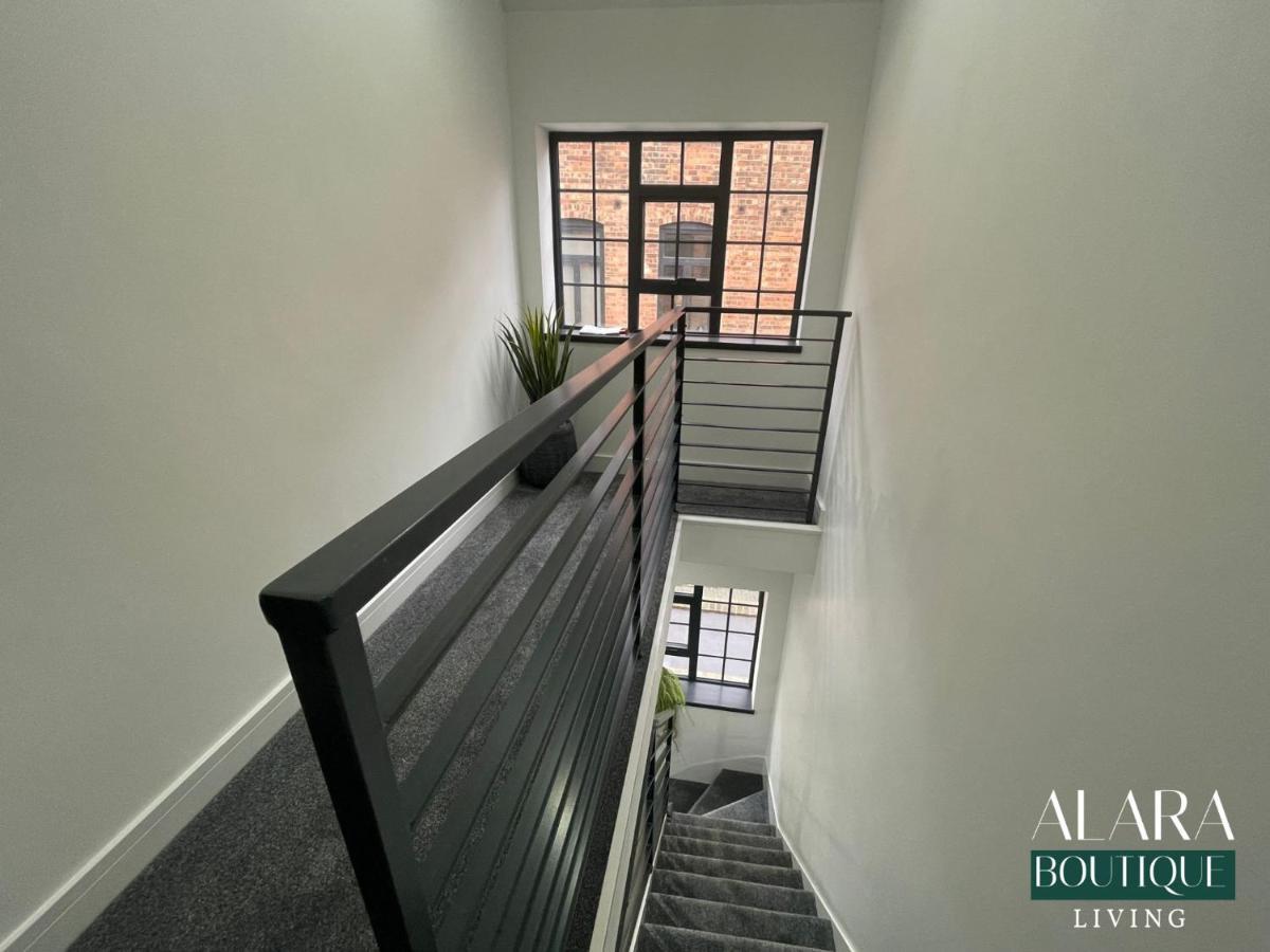 3 Floor Townhouse Luxury Living Alara Boutique Apartment Birmingham Exterior photo